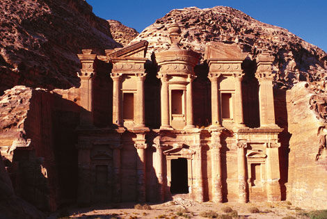 Voyage Jordanie, Circuit Amman : Circuit La Perle d'Orient : Route des Rois - Jerash - Petra - Mer Rouge - Mer Morte - D...