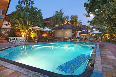 Circuit Circuit 3* Charme + Wina Holiday Villa Kuta 3* Sup INDONÉSIE Circuit Circuit 3* Charme + Wina Holiday Villa Kuta 3* Sup INDONÉSIE