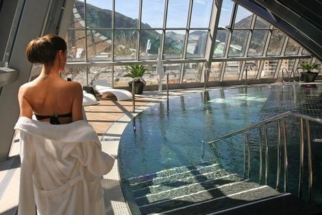 PISCINE INTERIEURE - Golden Tulip Andorra Fénix France Andorre - Les Escaldes