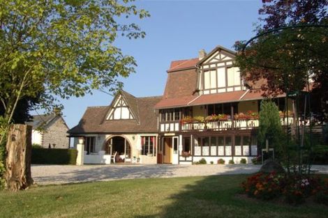 Clos Joli 2* - BAGNOLES DE L'ORNE - FRANCE Clos Joli 2* - BAGNOLES DE L'ORNE - FRANCE