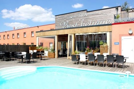Piscine - Inter-Hôtel Beuzeville France Normandie - Deauville