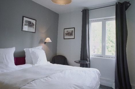H&ocirc;tel La Licorne et Spa Nuxe - LYONS LA FORET - FRANCE