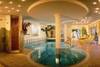 Piscine intérieure - Wellness Schwarzbrunn en Chambre Karwendel