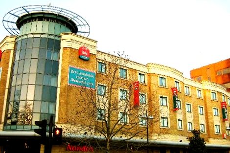 Ibis Stratford SPECIAL NOUVEL AN 2* - LONDRES - ROYAUME-UNI Ibis Stratford SPECIAL NOUVEL AN 2* - LONDRES - ROYAUME-UNI