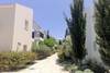 Sentier - Akti Beach Village