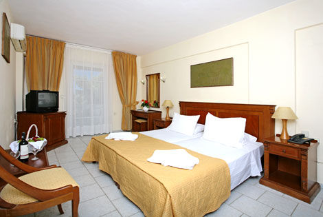 Alexander House 4* - AGIA PELAGIA - GRÈCE Alexander House 4* - AGIA PELAGIA - GRÈCE