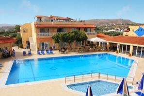 Crète-Heraklion, Hôtel Lavris hôtel and bungalows