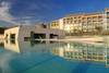 Façade et piscine - Valamar Lacroma