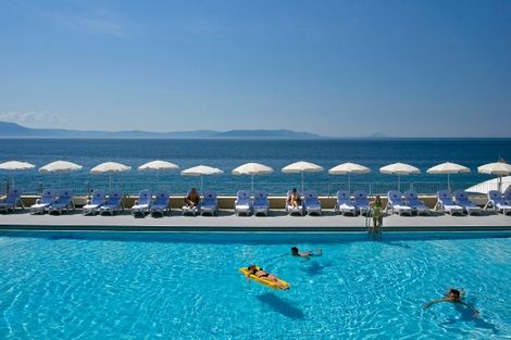 Girandella 2* - RABAC - CROATIE Girandella 2* - RABAC - CROATIE