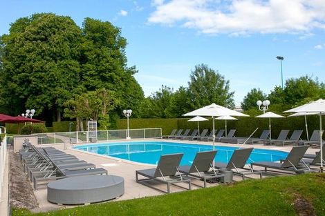 PISCINE EXTERIEURE - Hôtel Cosmos France Alsace / Lorraine - Contrexéville