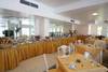 Salle de buffet du restaurant - Best Western Corsica