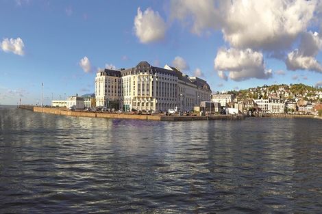Beach Hotel 4* - TROUVILLE - FRANCE Beach Hotel 4* - TROUVILLE - FRANCE
