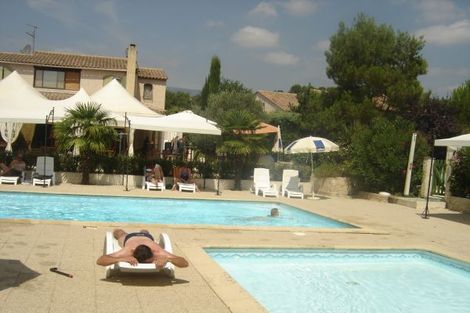 Auberge des Pins 2* - TOURRETTES - FRANCE Auberge des Pins 2* - TOURRETTES - FRANCE