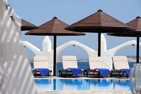 CLUB HÉLIADES HOLIDAY SUN 4* - SANTORIN - GRÈCE CLUB HÉLIADES HOLIDAY SUN 4* - SANTORIN - GRÈCE