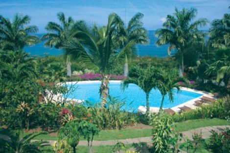 Ti Sucrier - DESHAIES - CARAIBES OUTRE MER Ti Sucrier - DESHAIES - CARAIBES OUTRE MER