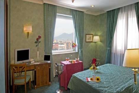 H&ocirc;tel Ramada 4* - NAPLES - ITALIE