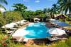 Pisine et jardin de l'hôtel - Royal Beach & Spa