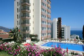 Madère-Funchal, Hôtel Dorisol : Buganvilia / Mimosa