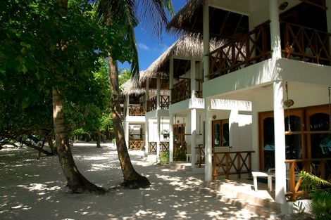 Fihalhohi Resort 3* sup - MALE ATOLL (SUD) - MALDIVES Fihalhohi Resort 3* sup - MALE ATOLL (SUD) - MALDIVES