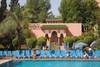 Piscine et chaises longues - Framissima les Idrissides