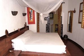 Senegal-Dakar, Hôtel Ndaali