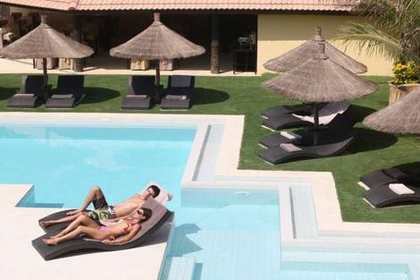 Petite piscine extérieure - The Rhino Resort & Spa Senegal - Dakar