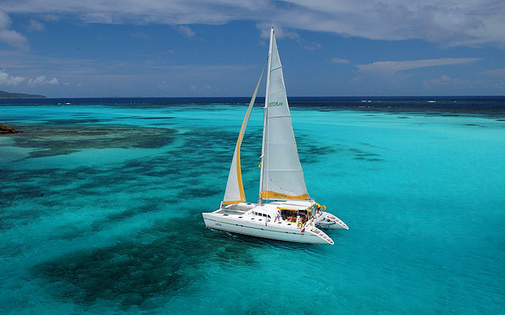 Lagoon 570