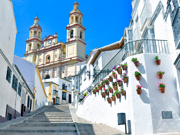 https://static.service-voyages.com/mobile/croisiere/images/fr/escales/escale,cadix-cadix_zoom,ES,CAD,538542.jpg