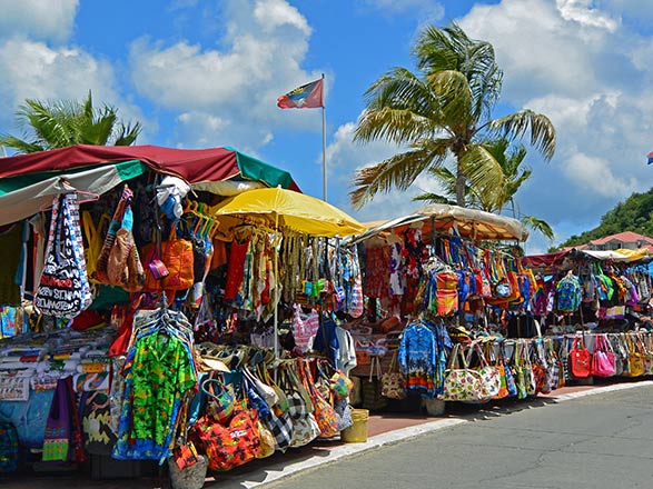 https://static.service-voyages.com/mobile/croisiere/images/fr/escales/escale,marigot-marigot_zoom,7P,MAR,48011.jpg