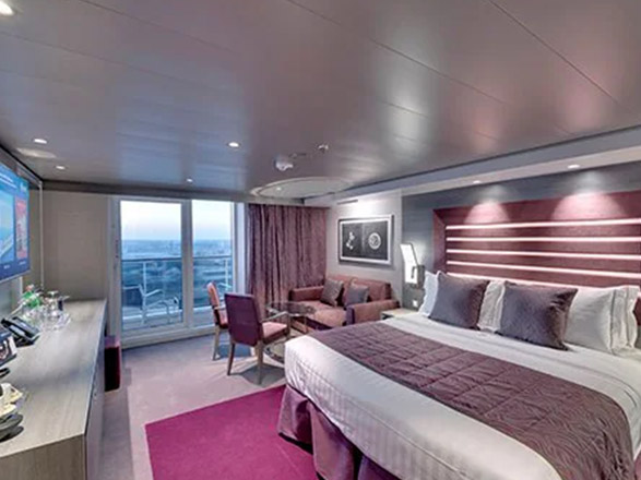 Cabina Yacht club deluxe con balcone MSC Bellissima