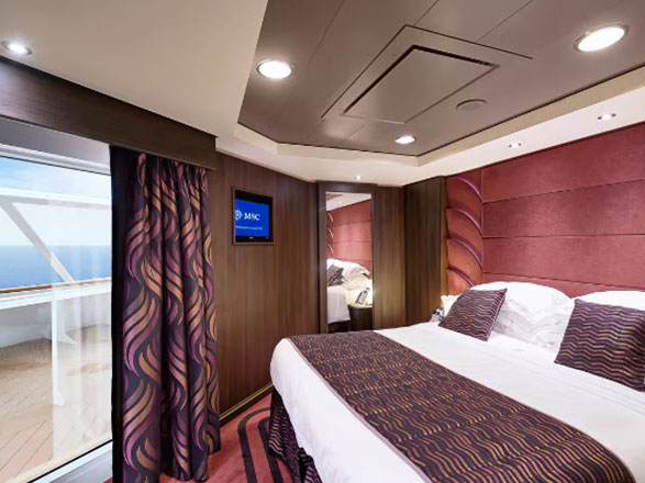Cabina Yacht club royal con balcone MSC Preziosa
