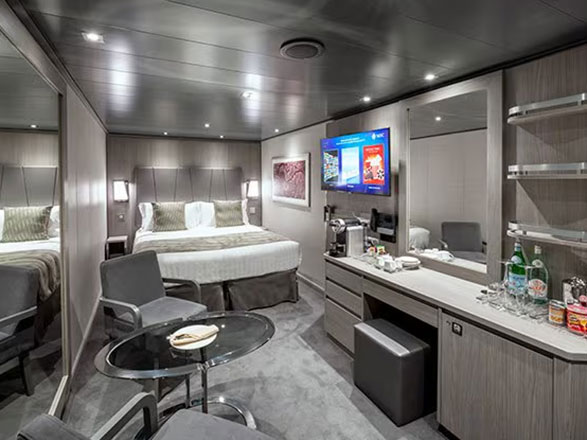 Cabina Yacht club interna MSC Seascape