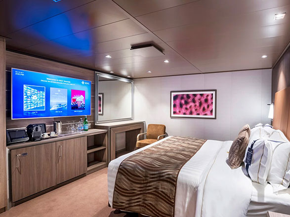 Cabina Yacht club interna MSC Seashore