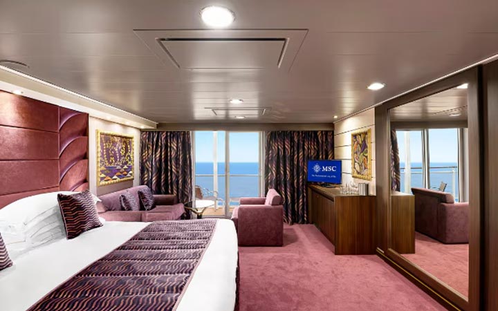 Cabina Camarote Yacht club deluxe con balc&oacute;n