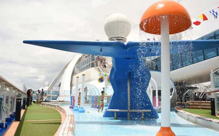 Nave Caribbean Princess