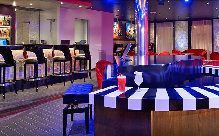 Navire Carnival Luminosa