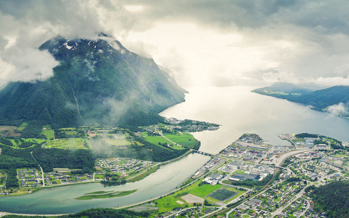 Scalo Andalsnes