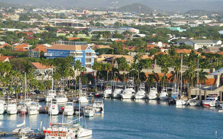 Scalo Oranjestad