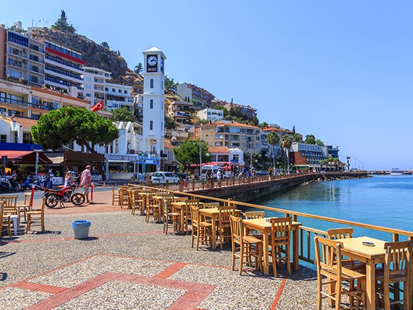 Egeo Iconico : Patmos, Rodi, Heraklion, Santorini,Lavrio, Mykonos 