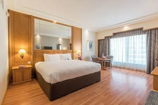 Abu Dhabi : Hôtel Millennium Downtown