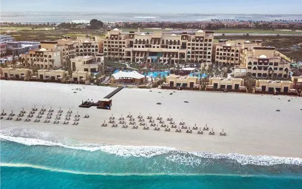 Abu Dhabi : Hôtel Saadiyat Rotana Resort & Villa