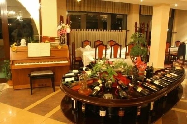 Albanie : Hôtel Baron