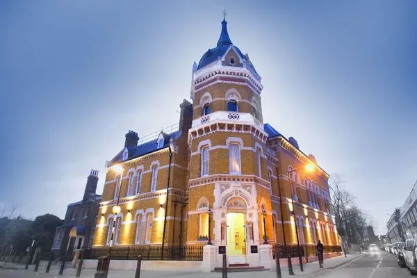 Angleterre : Hôtel Lansbury Heritage Hotel