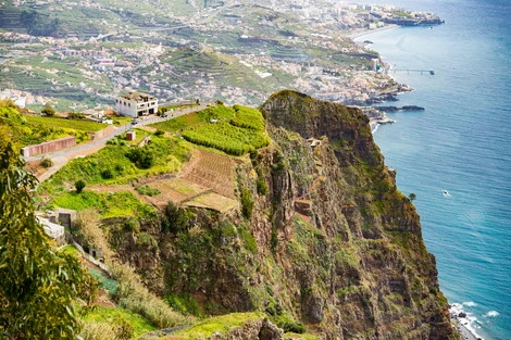 Autotour FRAM Hors des sentiers battus 3*