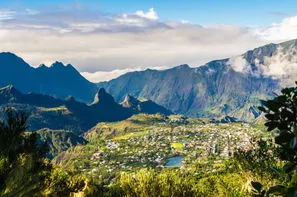 Reunion-Saint Denis, Autotour Sur les Routes de La Réunion 3*