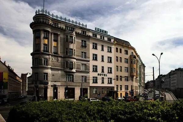 Autriche : Hôtel Goldene Spinne