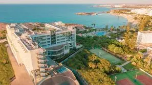 Chypre-Larnaca, Hôtel Nissi Beach Resort 4*