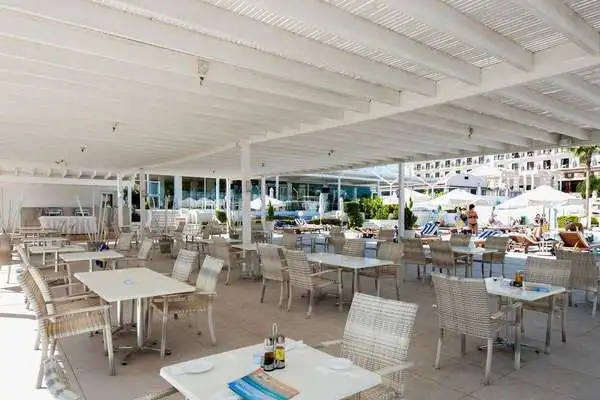 Hôtel Vrissiana Beach Larnaca Chypre