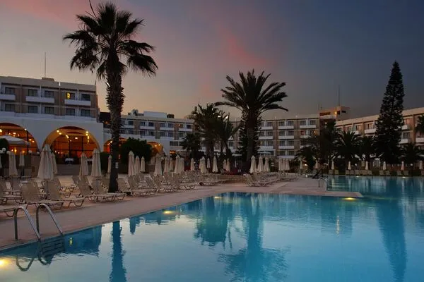 Chypre : Hôtel Louis Phaethon Beach Hotel
