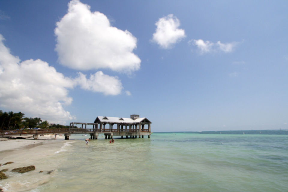 âgé de 18 ans datant de 17 ans en Floride Introduction les titres des sites de rencontre